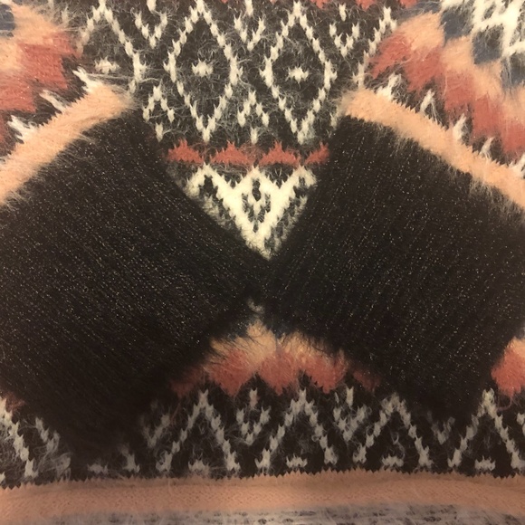 Urban Outfitters Garnet Fair Isle boxy sweater NWT - Picture 4 of 10